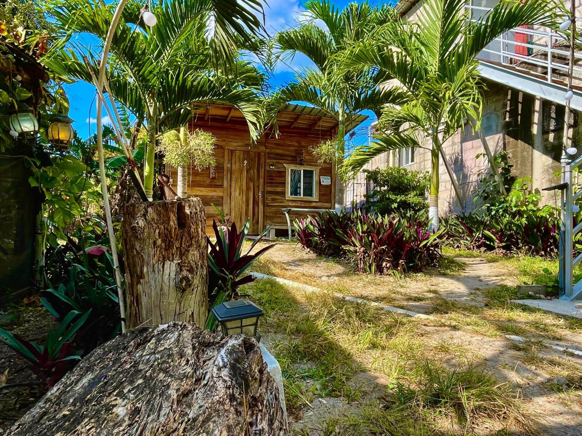 A Pousada Casa Ricky'S Orange Walk Exterior foto