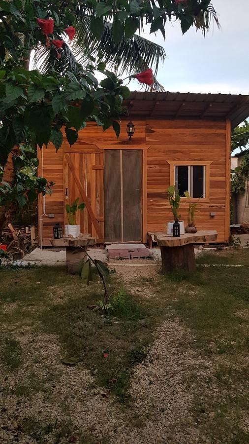 A Pousada Casa Ricky'S Orange Walk Exterior foto
